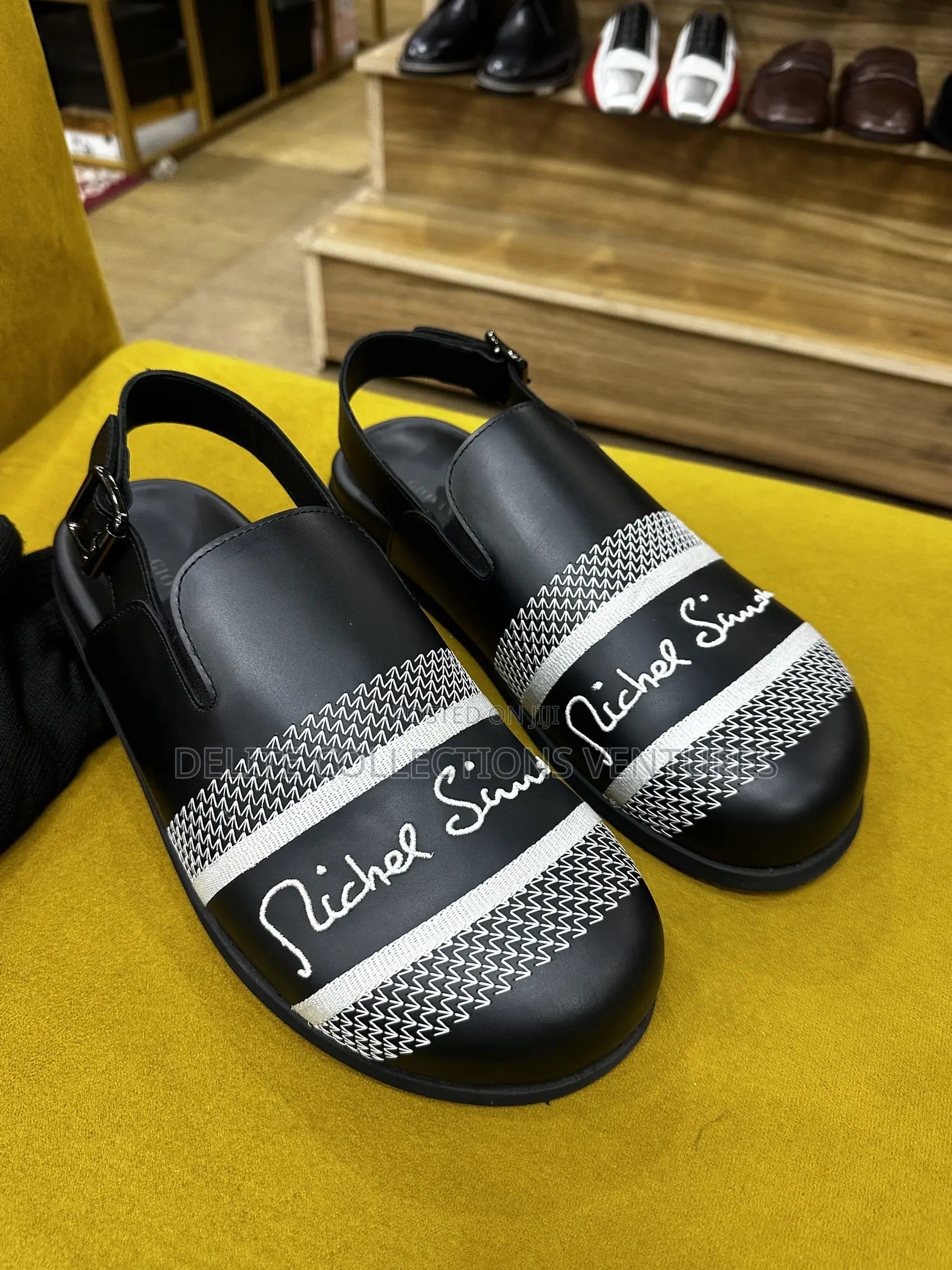 Pure Italian Richel Simon Giovanni Conti Sandals