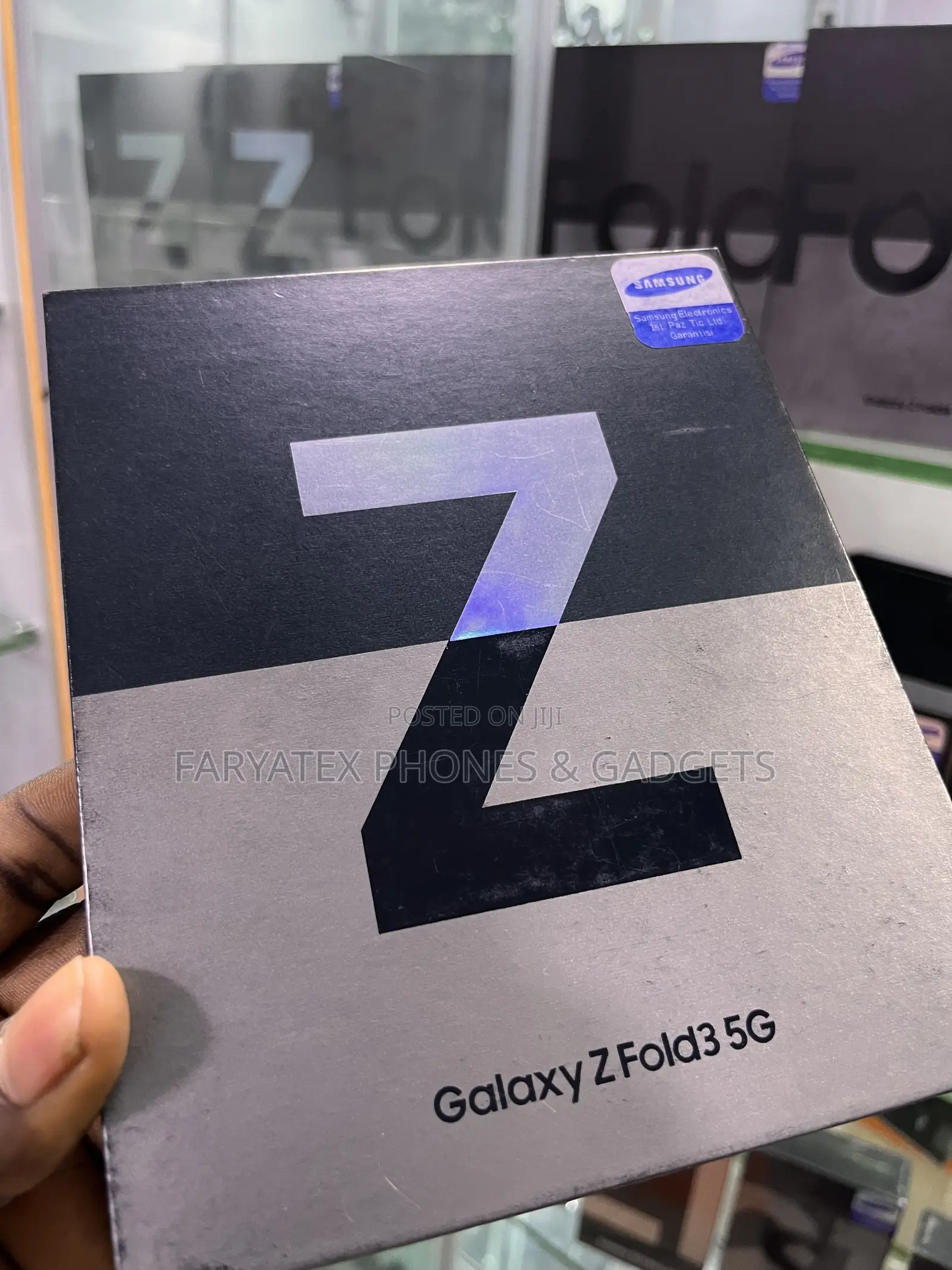 New Samsung Galaxy Z Fold 3 256 GB Black