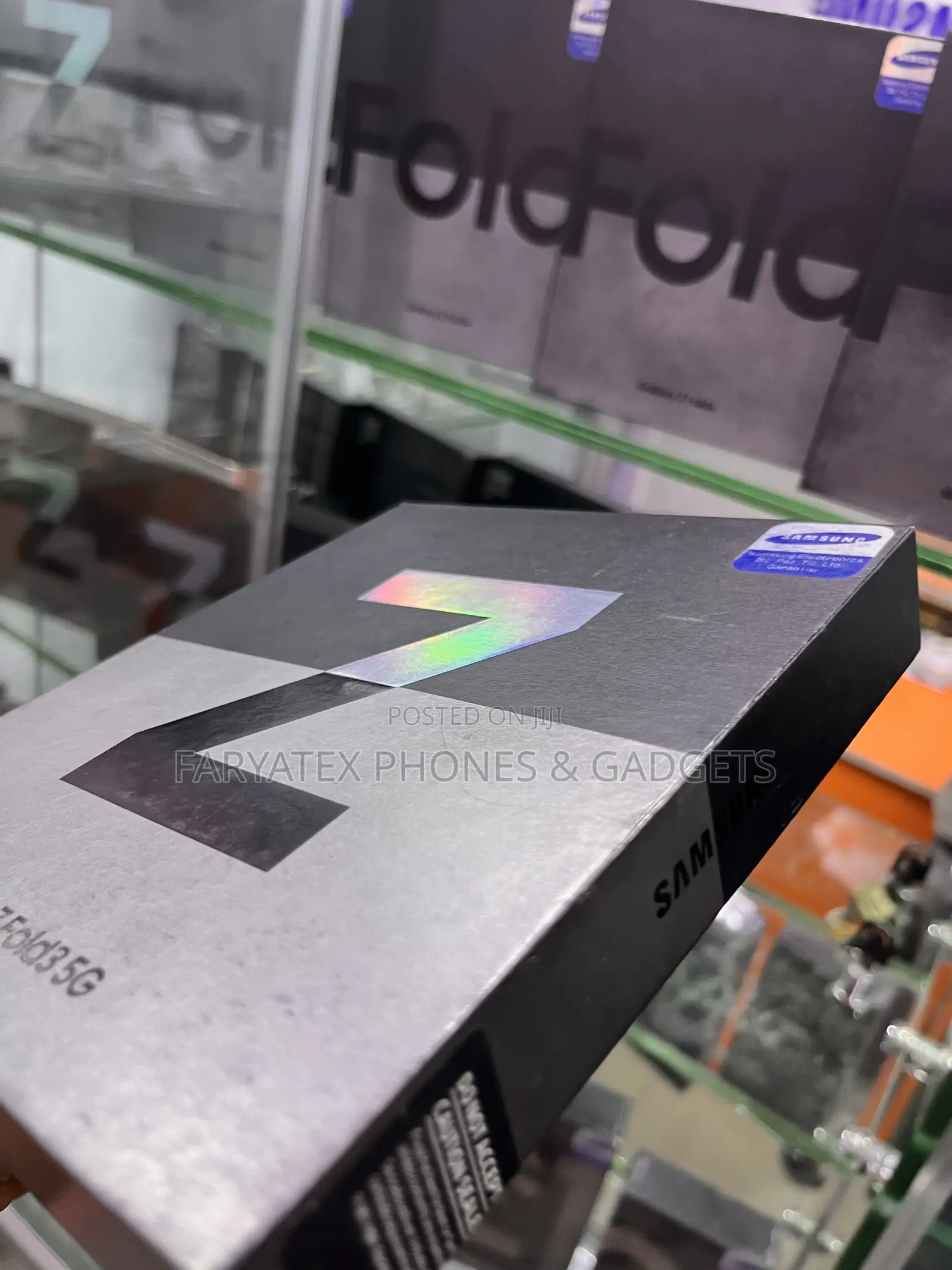 New Samsung Galaxy Z Fold 3 256 GB Black