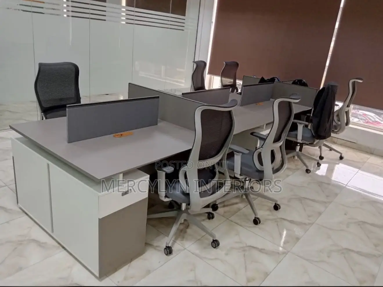 4 Seater Work Station Table