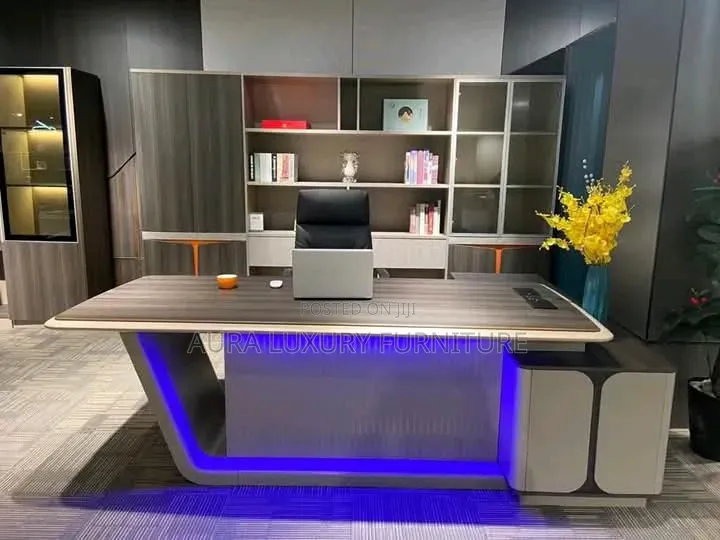 Executive Office Chair & Table Combo