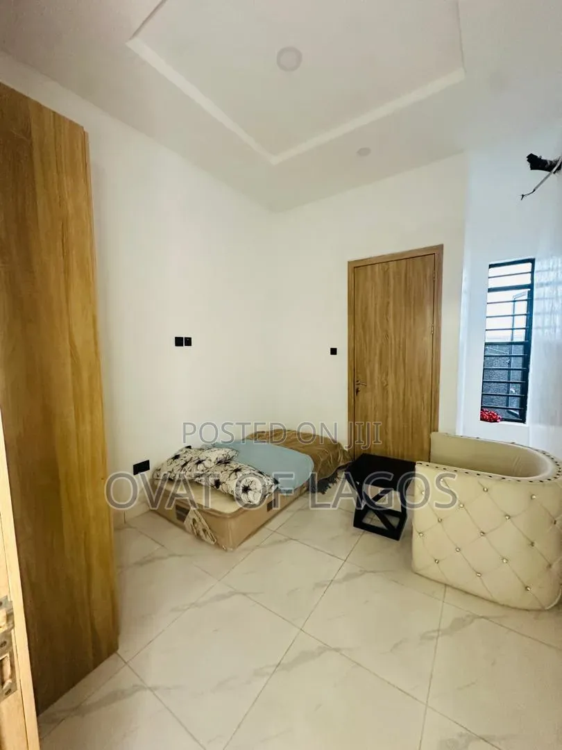 1bdrm Apartment in Ikota for rent