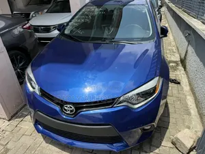 Toyota Corolla S 4dr Sedan (1.8L 4cyl CVT) 2014 Blue