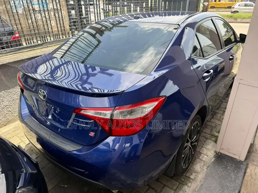 Toyota Corolla S 4dr Sedan (1.8L 4cyl CVT) 2014 Blue