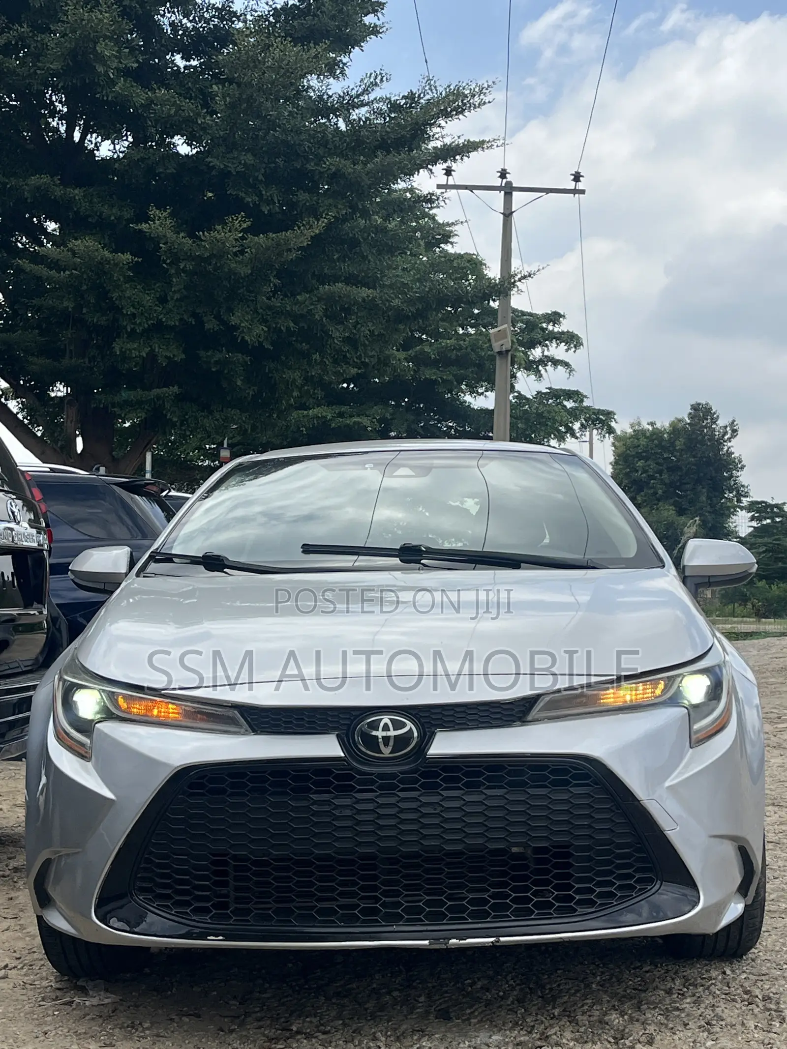 Toyota Corolla LE 2023 Silver