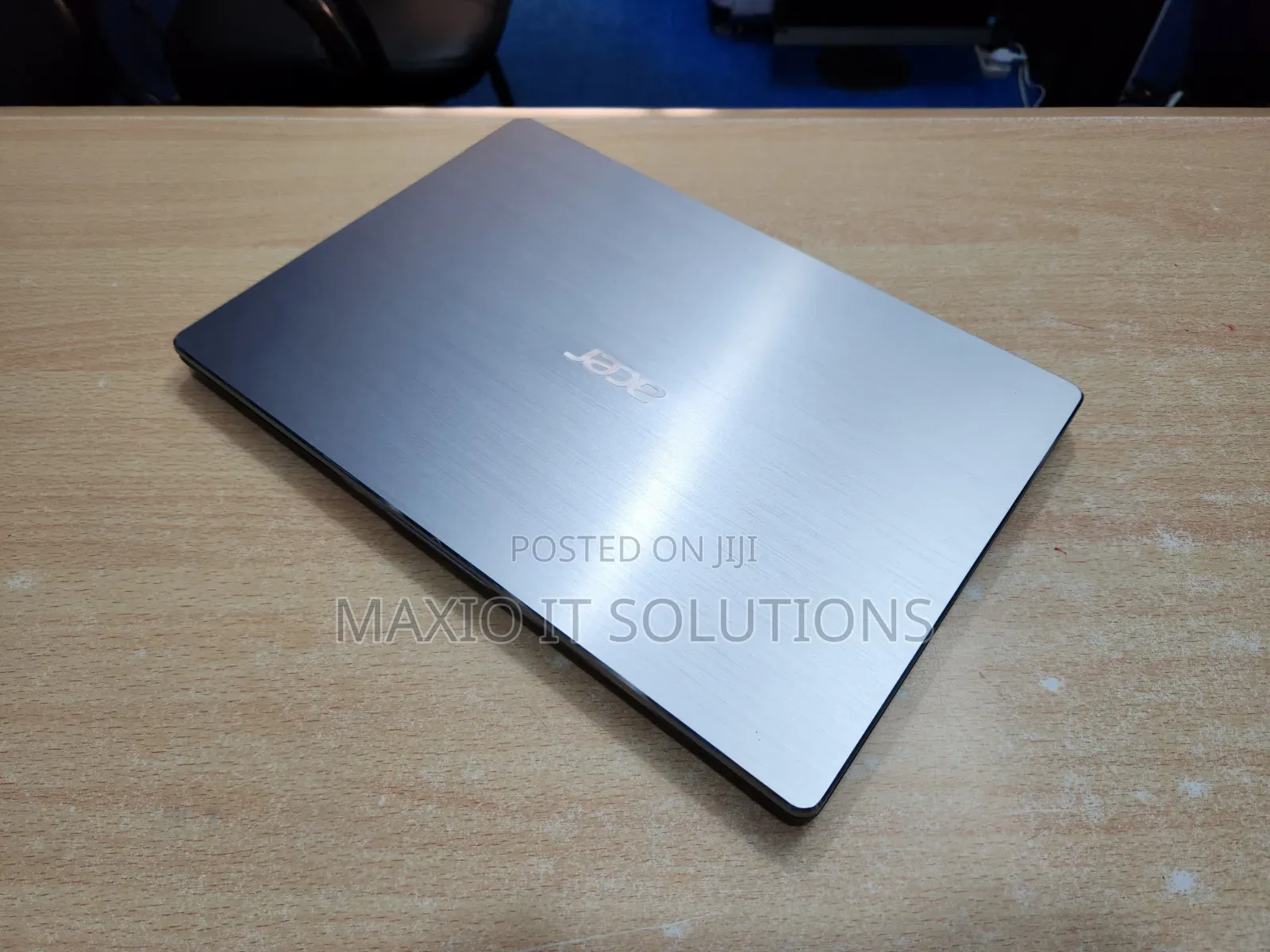 Laptop Acer Swift 3 8GB AMD Ryzen 5 SSD 128GB