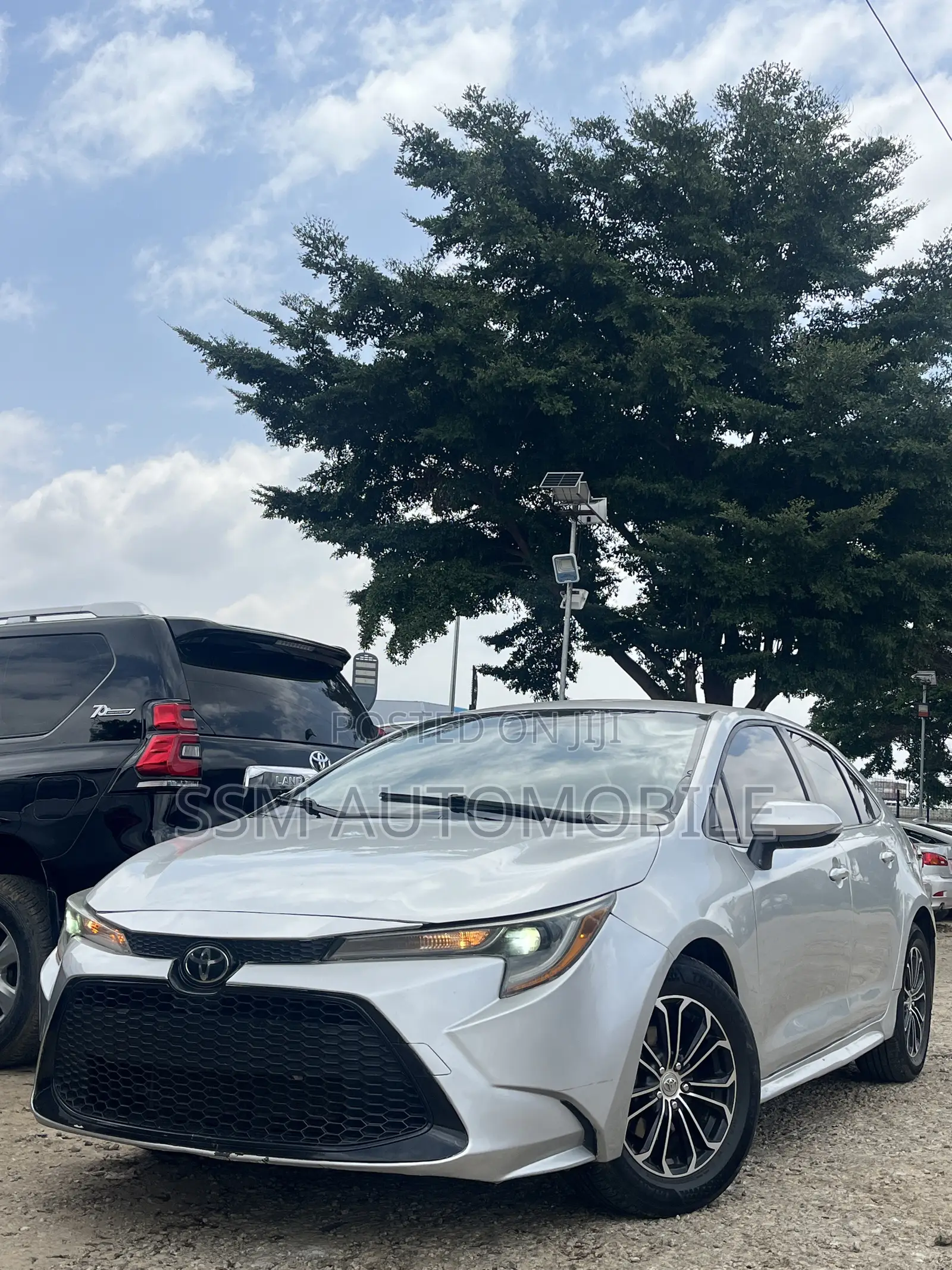 Toyota Corolla LE 2023 Silver