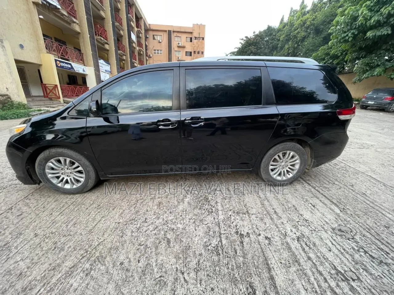 Toyota Sienna 2012 Matt Black