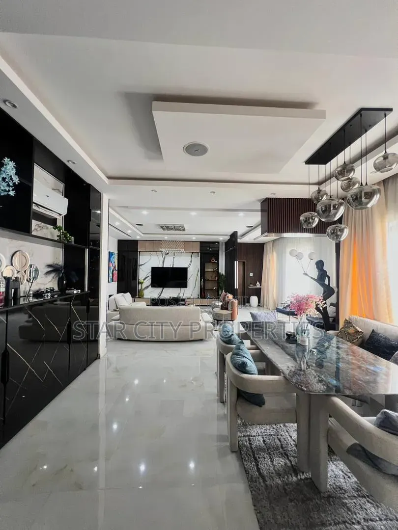 Furnished 3bdrm Apartment in Banana Island for sale