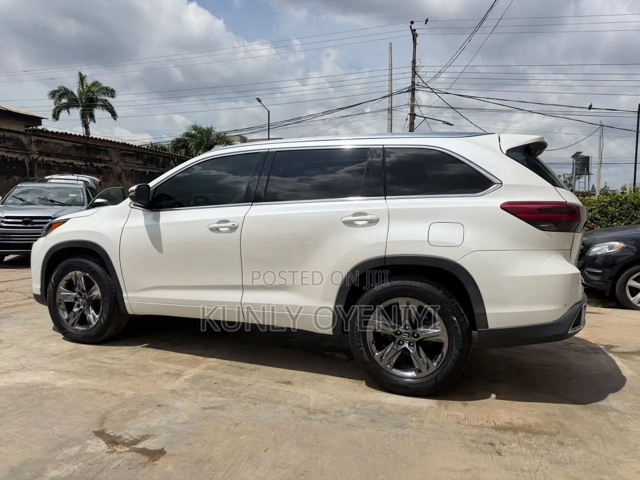 Toyota Highlander Limited Platinum 4x2 V6 (3.5L 6cyl 8A) 2017 White