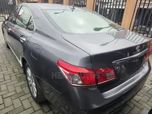 Lexus ES 350 2011 Gray