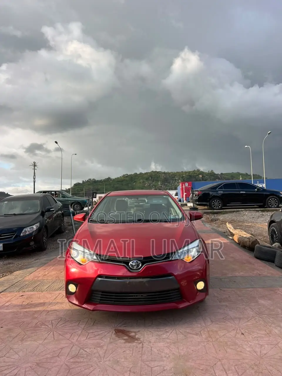 Toyota Corolla LE 4dr Sedan (1.8L 4cyl CVT) 2017 Red