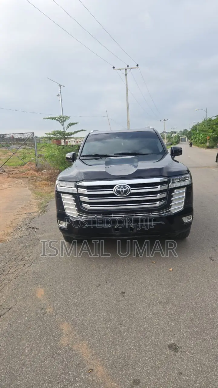 Toyota Land Cruiser 3.5 V6 2022 Black