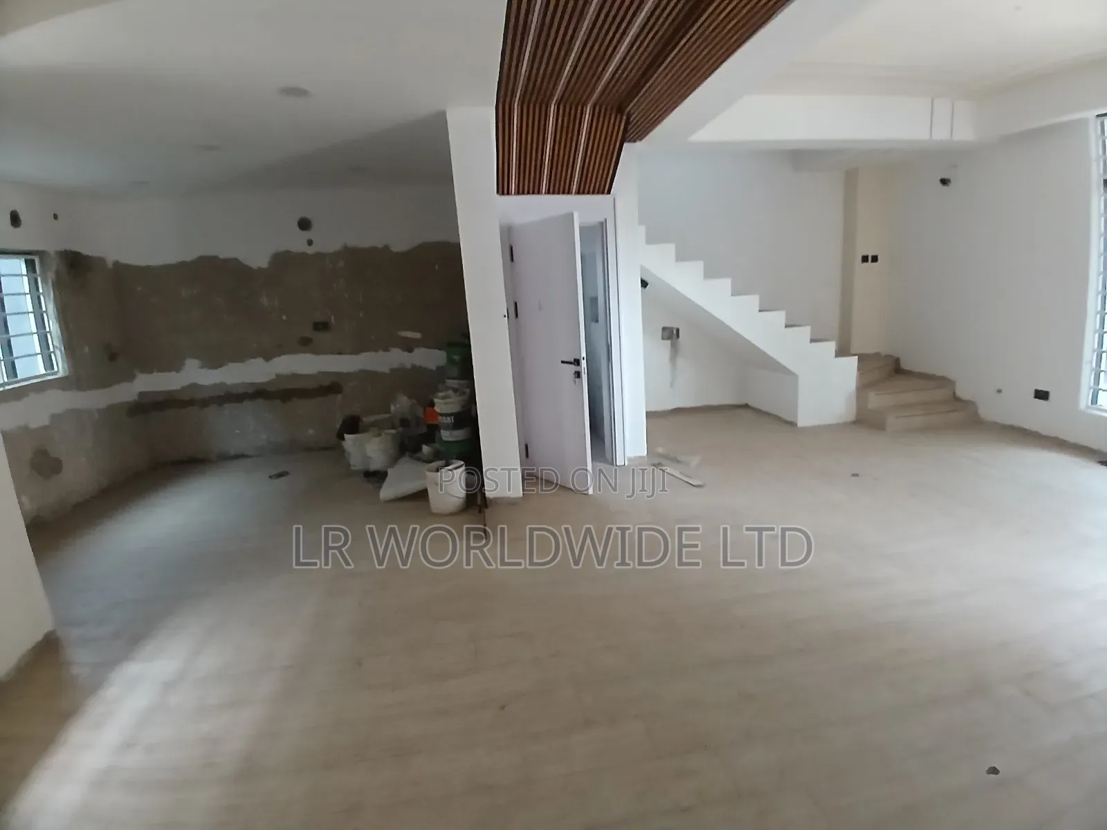 4bdrm Duplex in Utako for sale