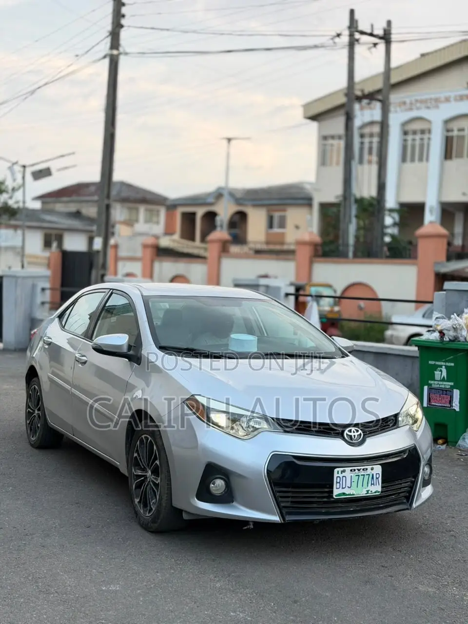 Toyota Corolla S 4dr Sedan (1.8L 4cyl CVT) 2015 Silver