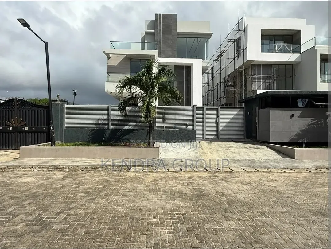 5bdrm Duplex in Ikoyi for sale