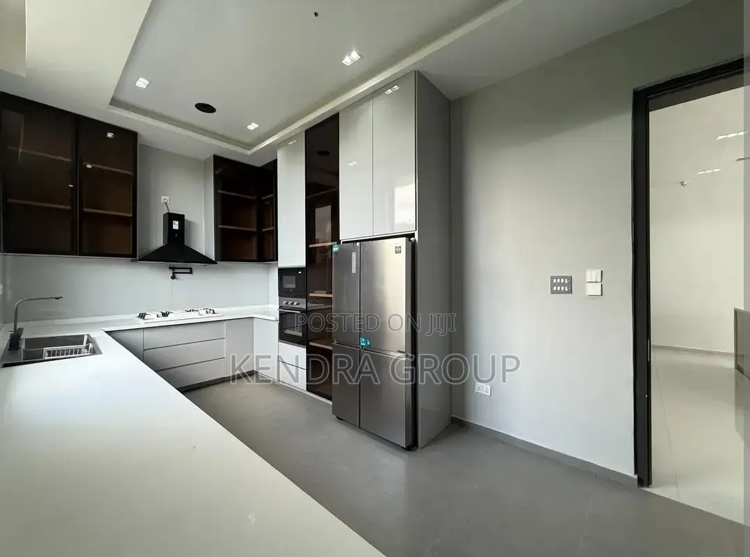 5bdrm Duplex in Ikoyi for sale