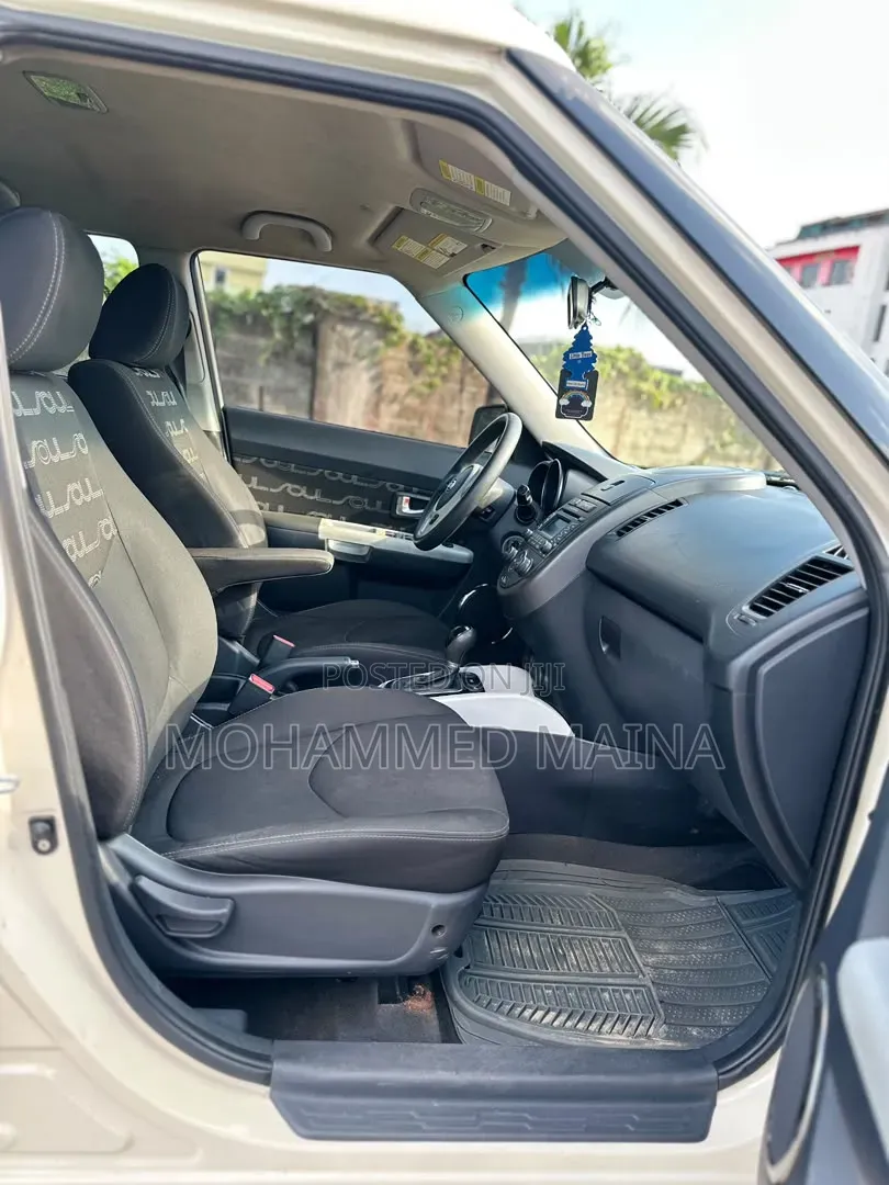 Kia Soul Automatic 2012 Gold