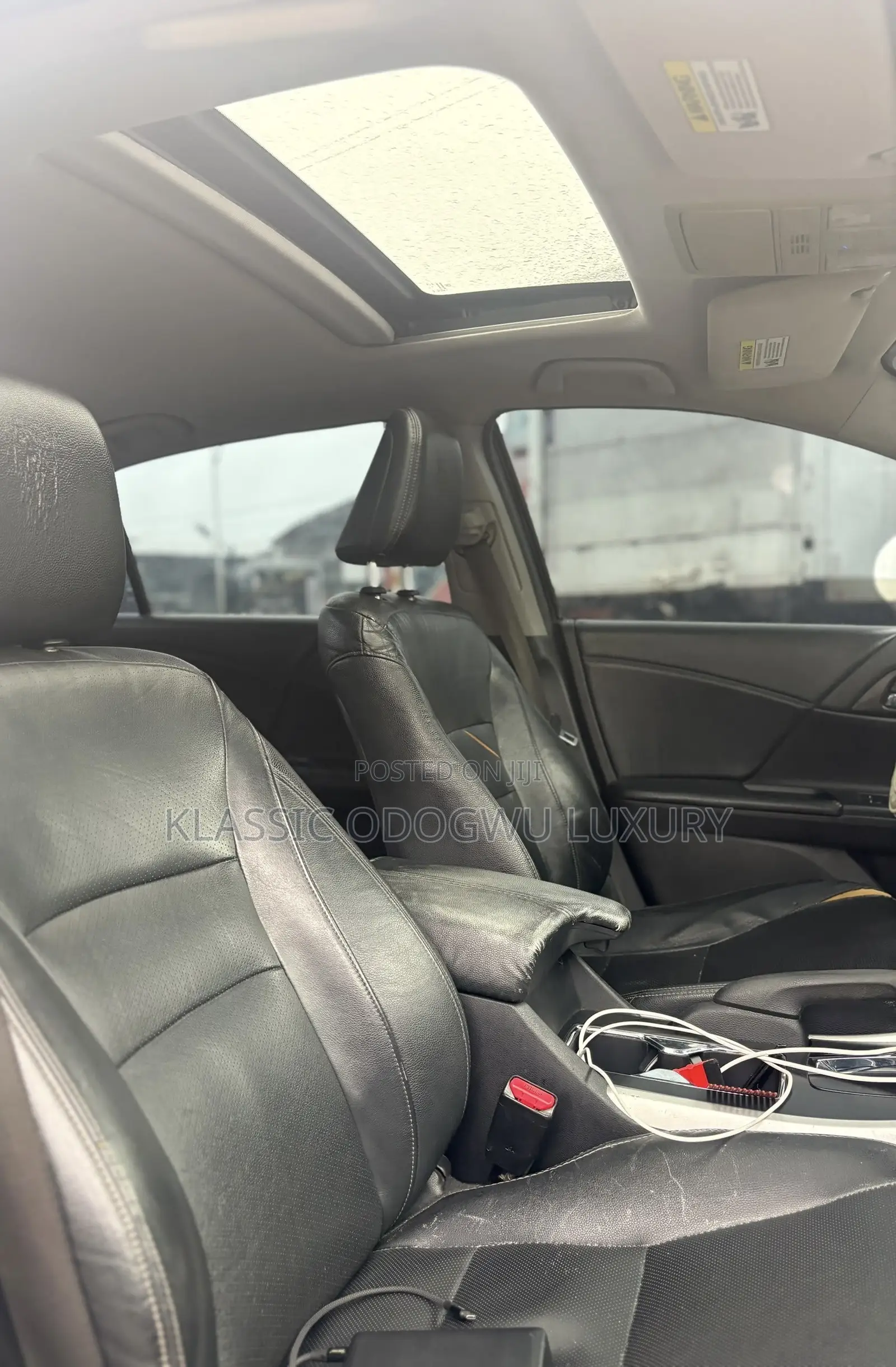 Honda Accord Touring 4dr Sedan FWD (3.5L 6cyl 6A) 2016