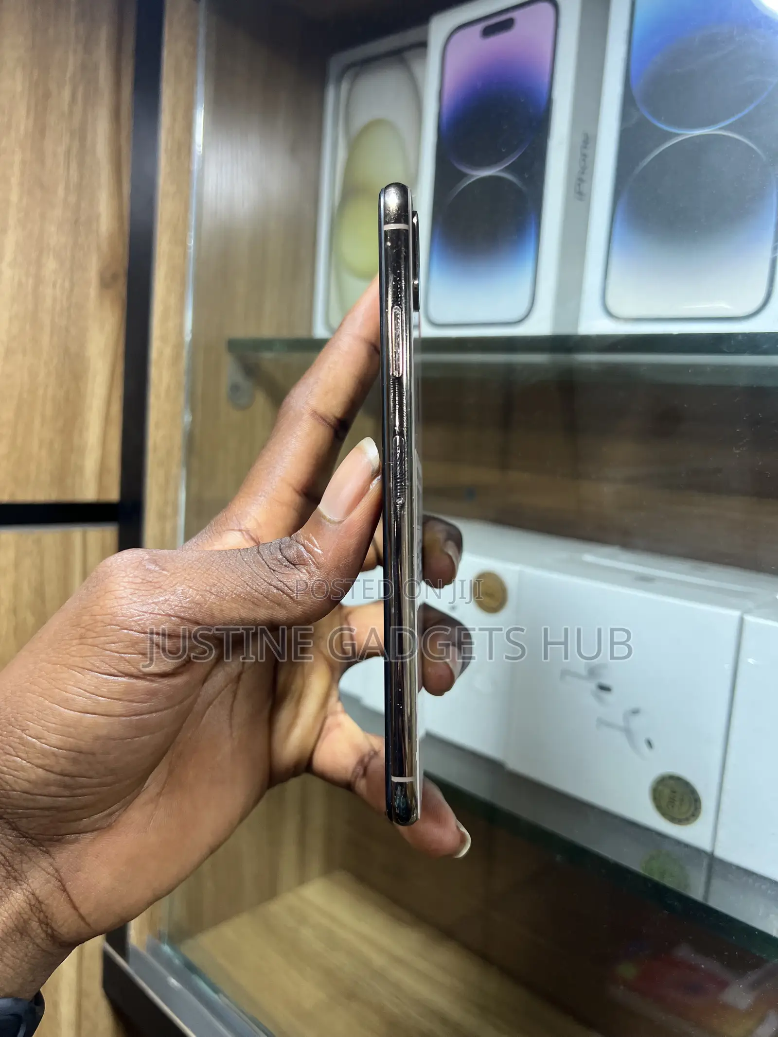 Apple iPhone XS Max 64 GB Gold