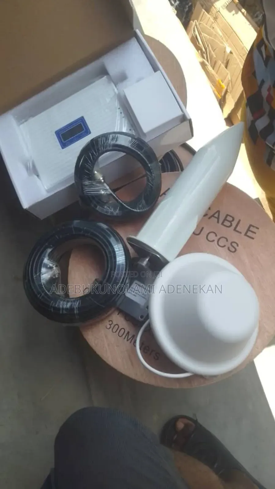 Wi-Fi/Cellular Repeater