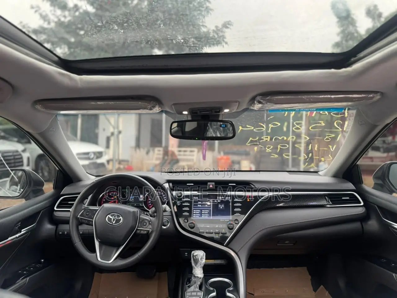 Toyota Camry 2018 White