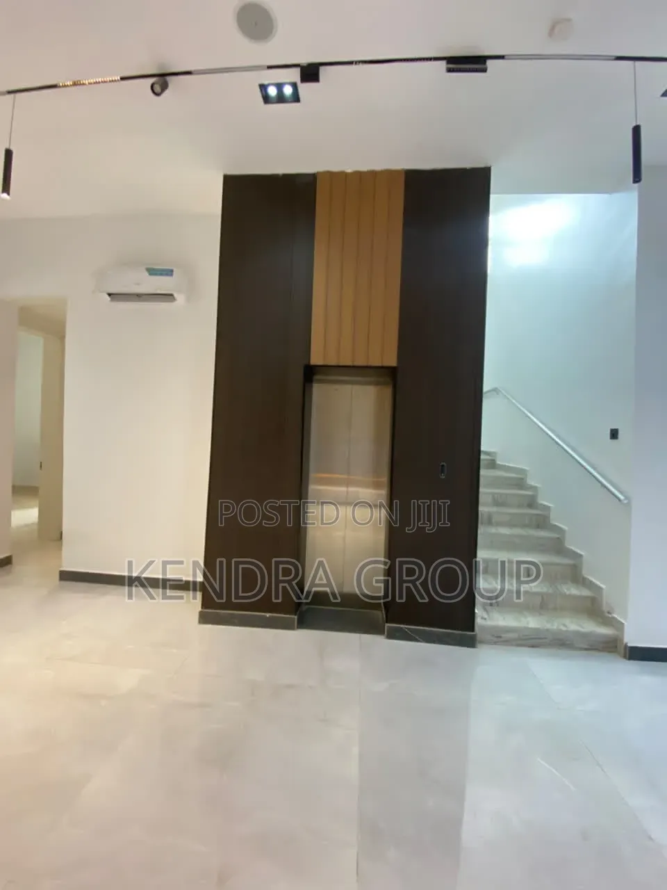5bdrm Duplex in Banana Island, Ikoyi for sale