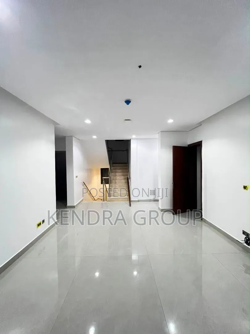 6bdrm Duplex in Old Ikoyi for sale