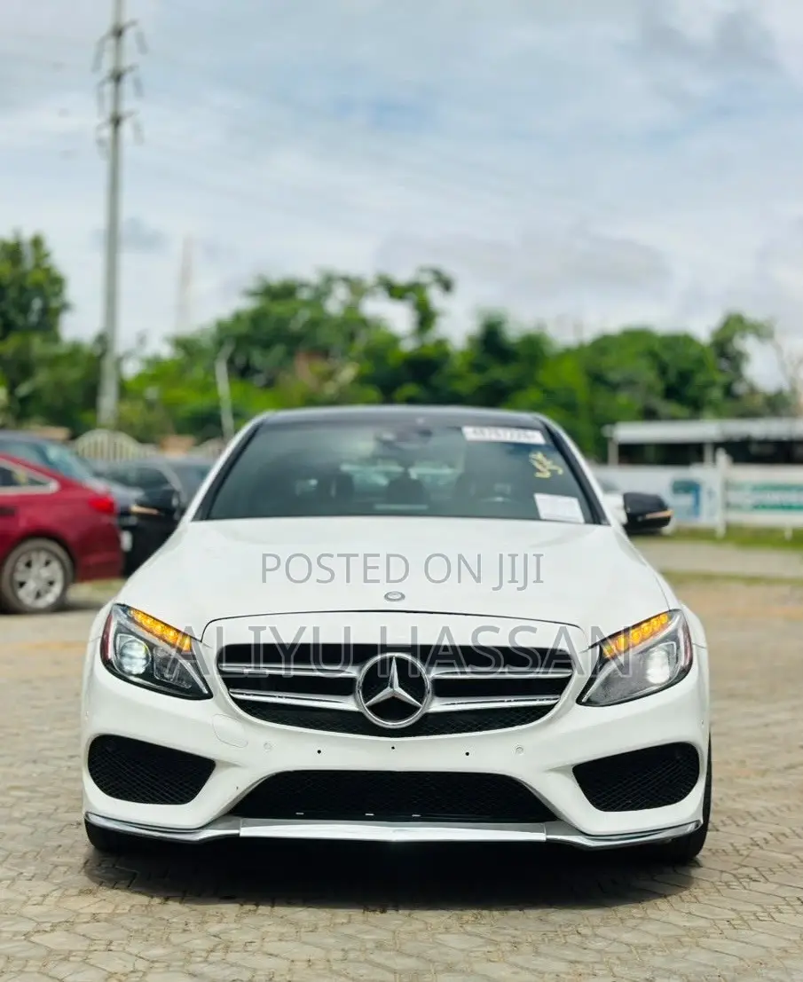 Mercedes-Benz C300 2017 White