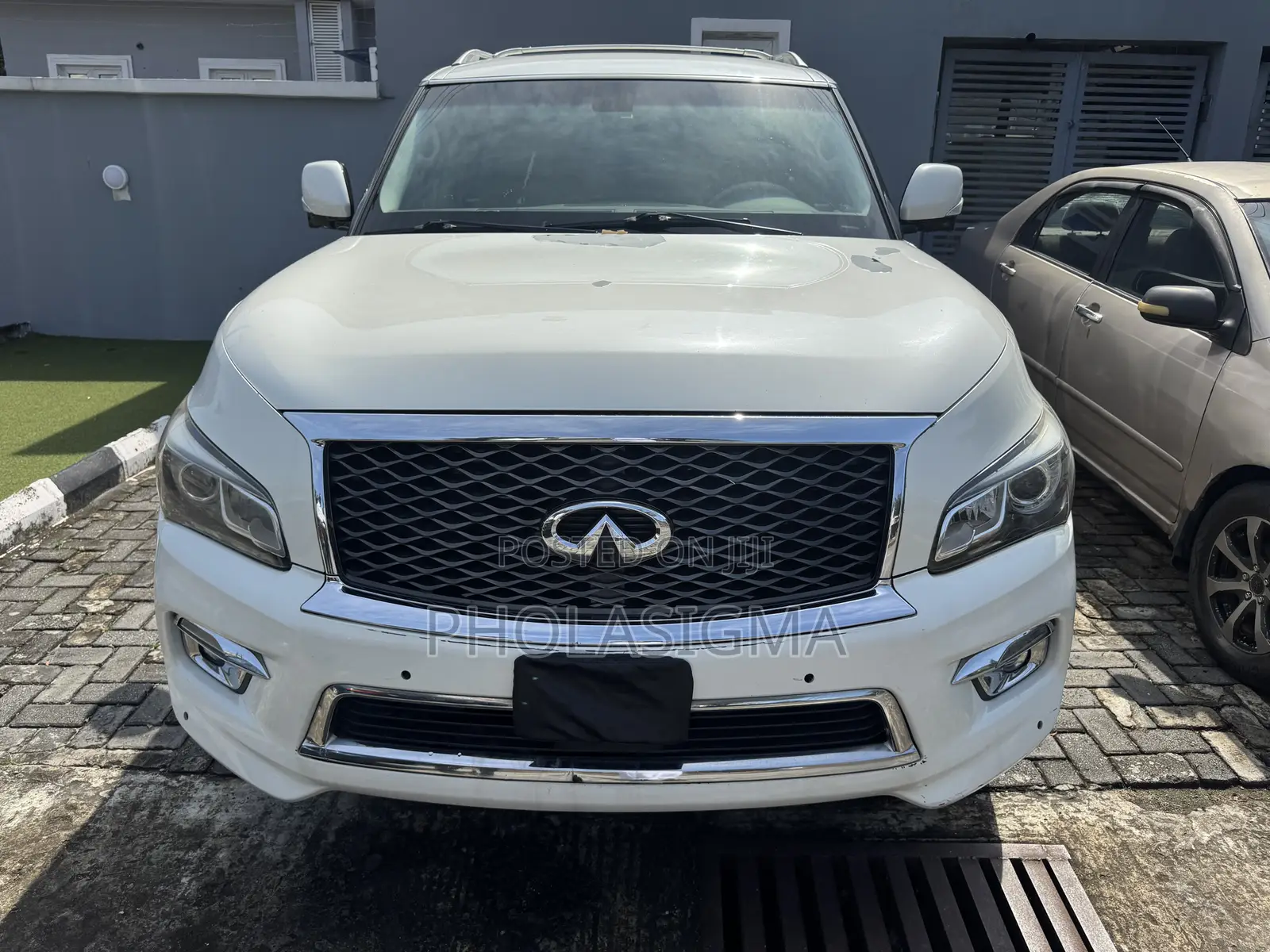 Infiniti QX80 2016 White
