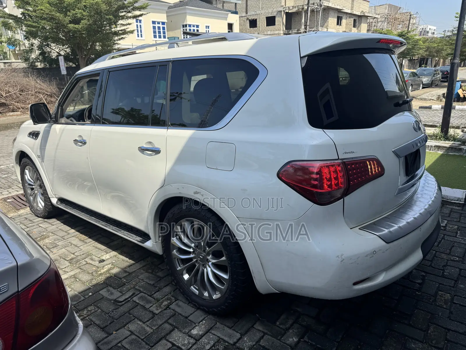Infiniti QX80 2016 White