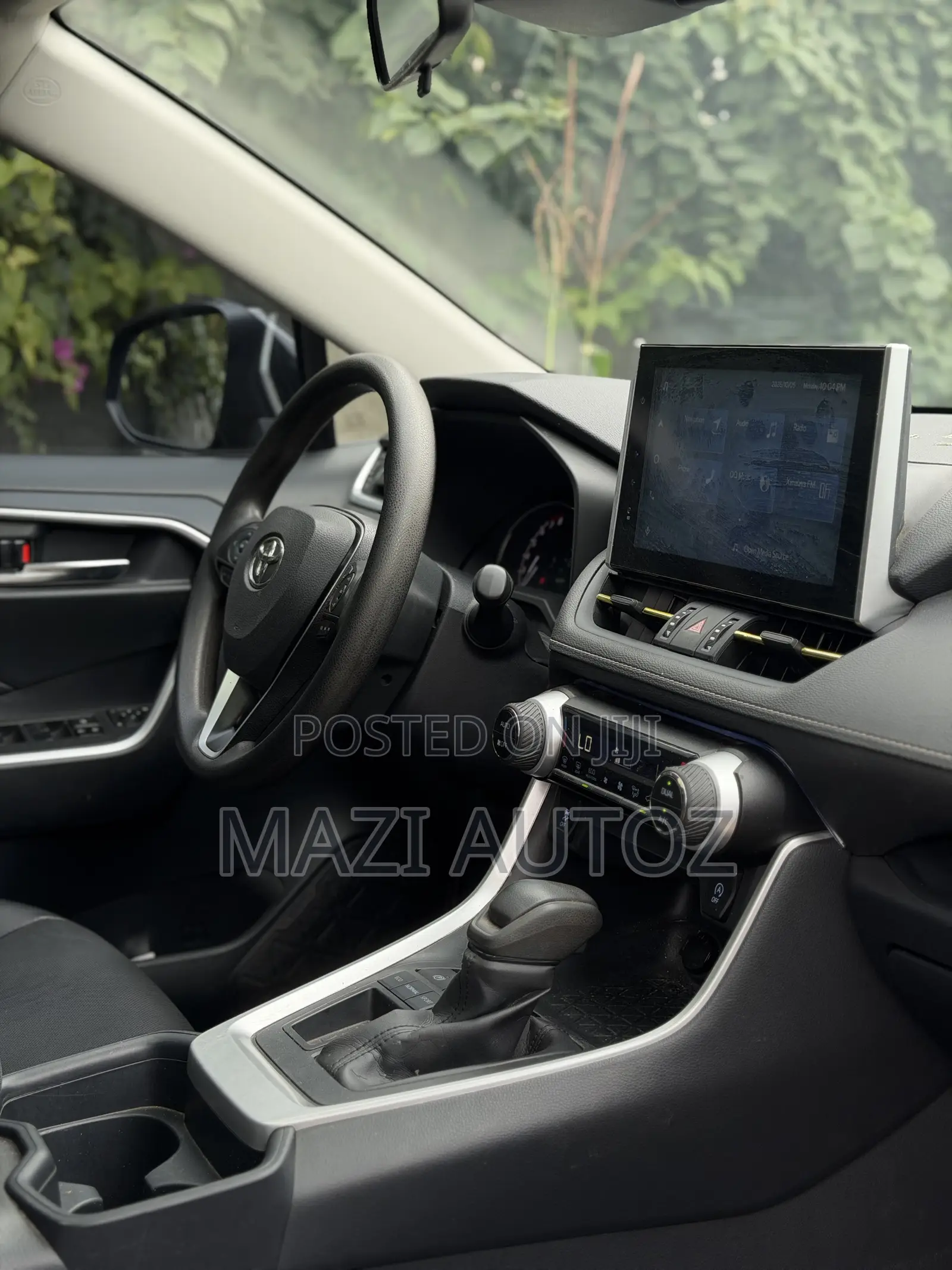 Toyota RAV4 XLE AWD 2023 Black