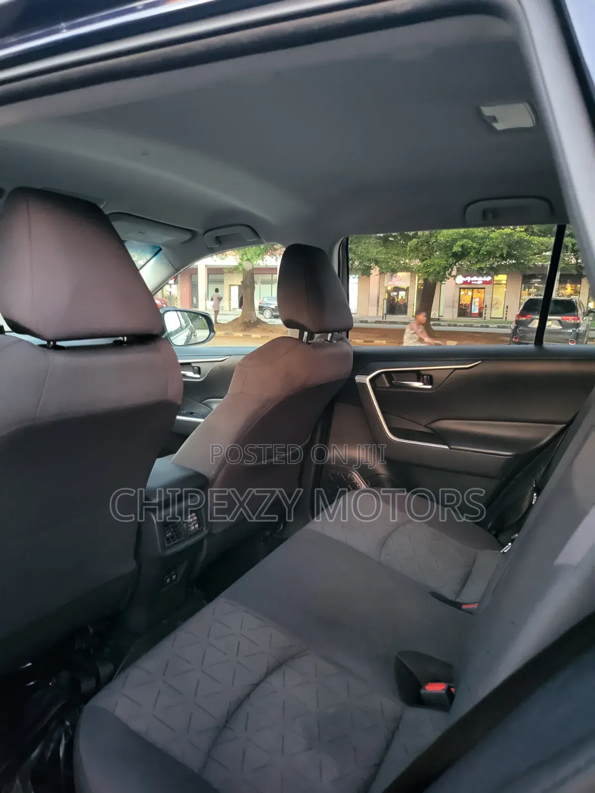 Toyota RAV4 XLE AWD 2020 Blue