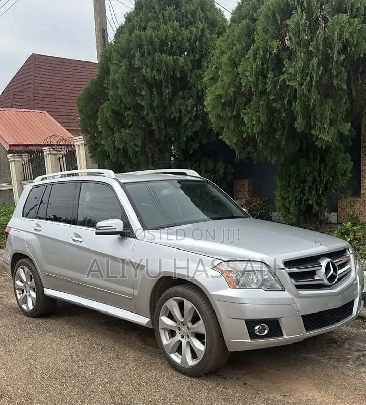 Mercedes-Benz GLK-Class 2010 Silver