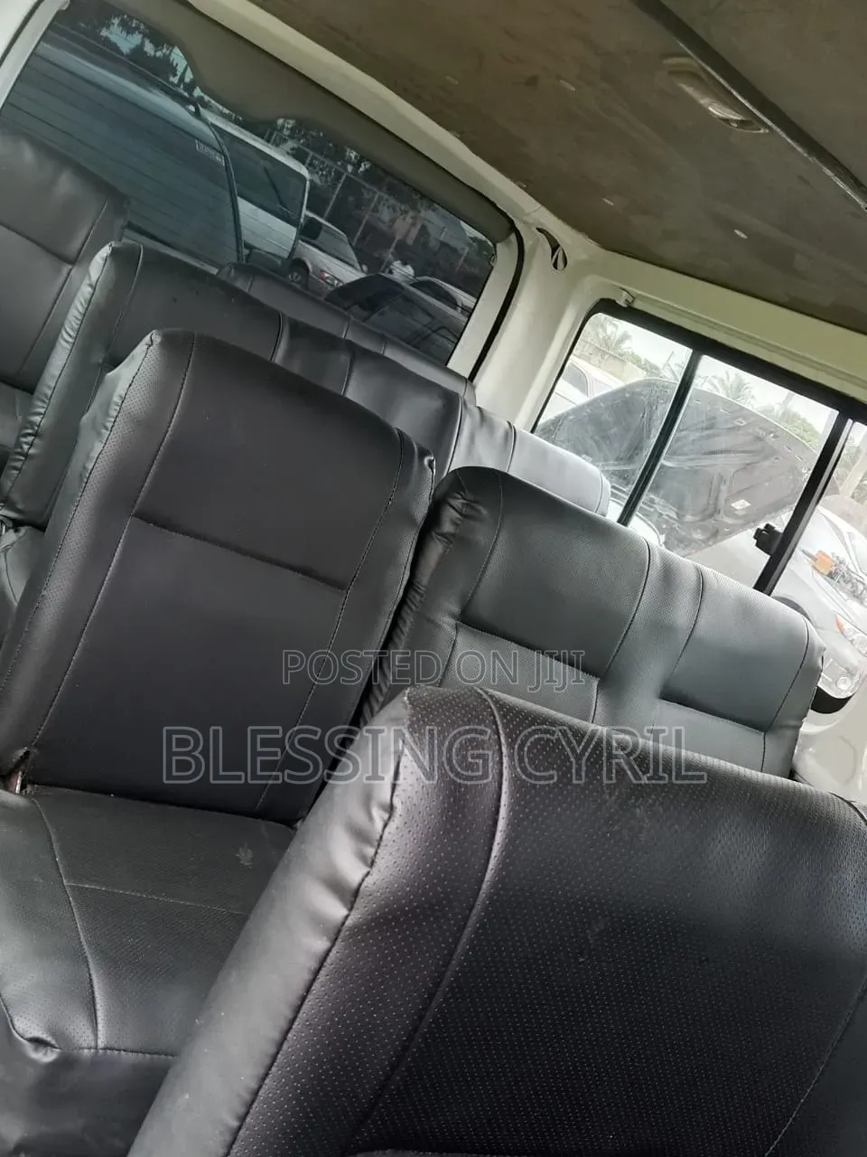 Toyota HiAce 2012 White