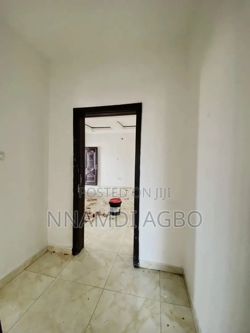 2bdrm Apartment in Osapa london for rent
