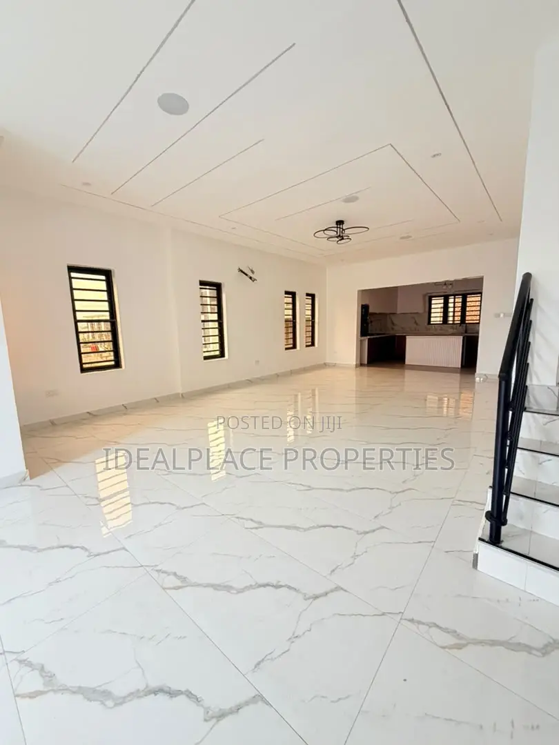 4bdrm Duplex in Ogudu GRA for rent