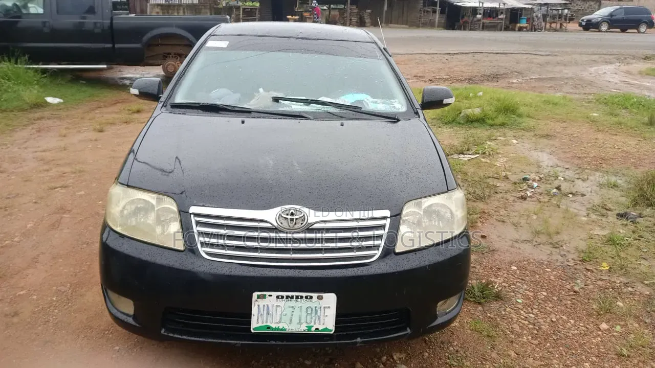 Toyota Corolla 2005 Black