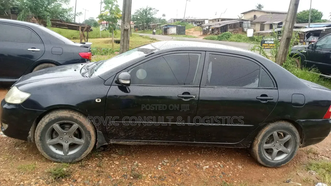 Toyota Corolla 2005 Black