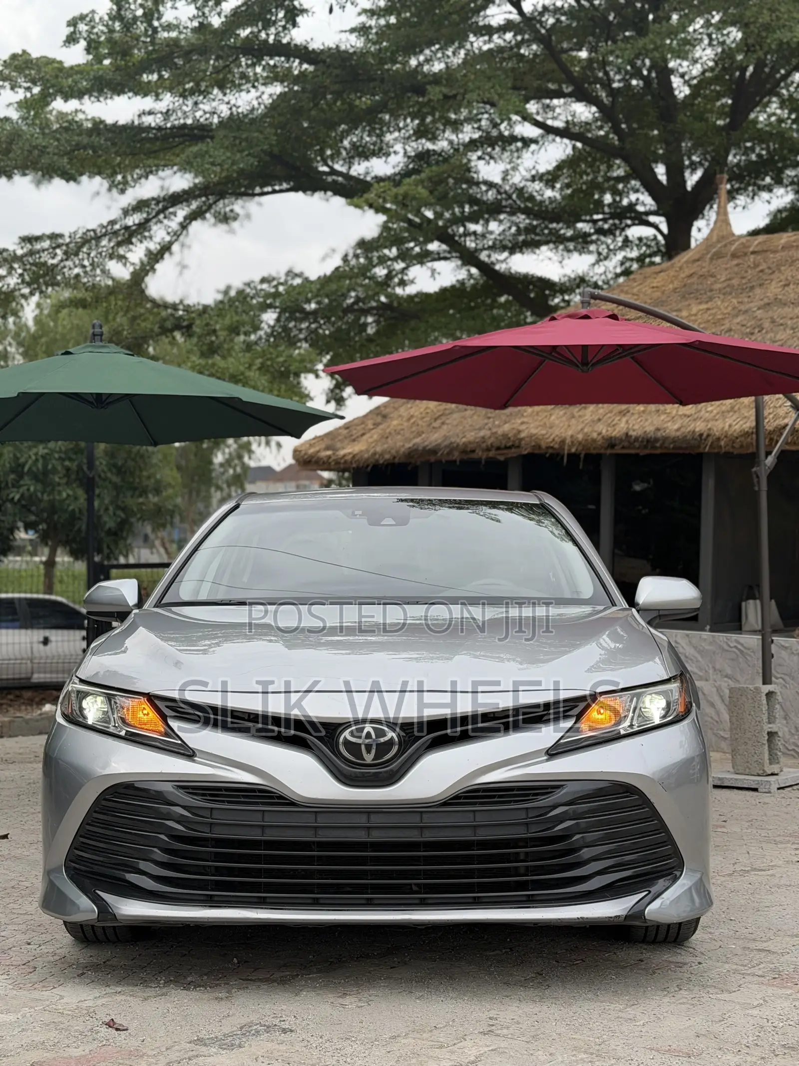 Toyota Camry 2020 Silver