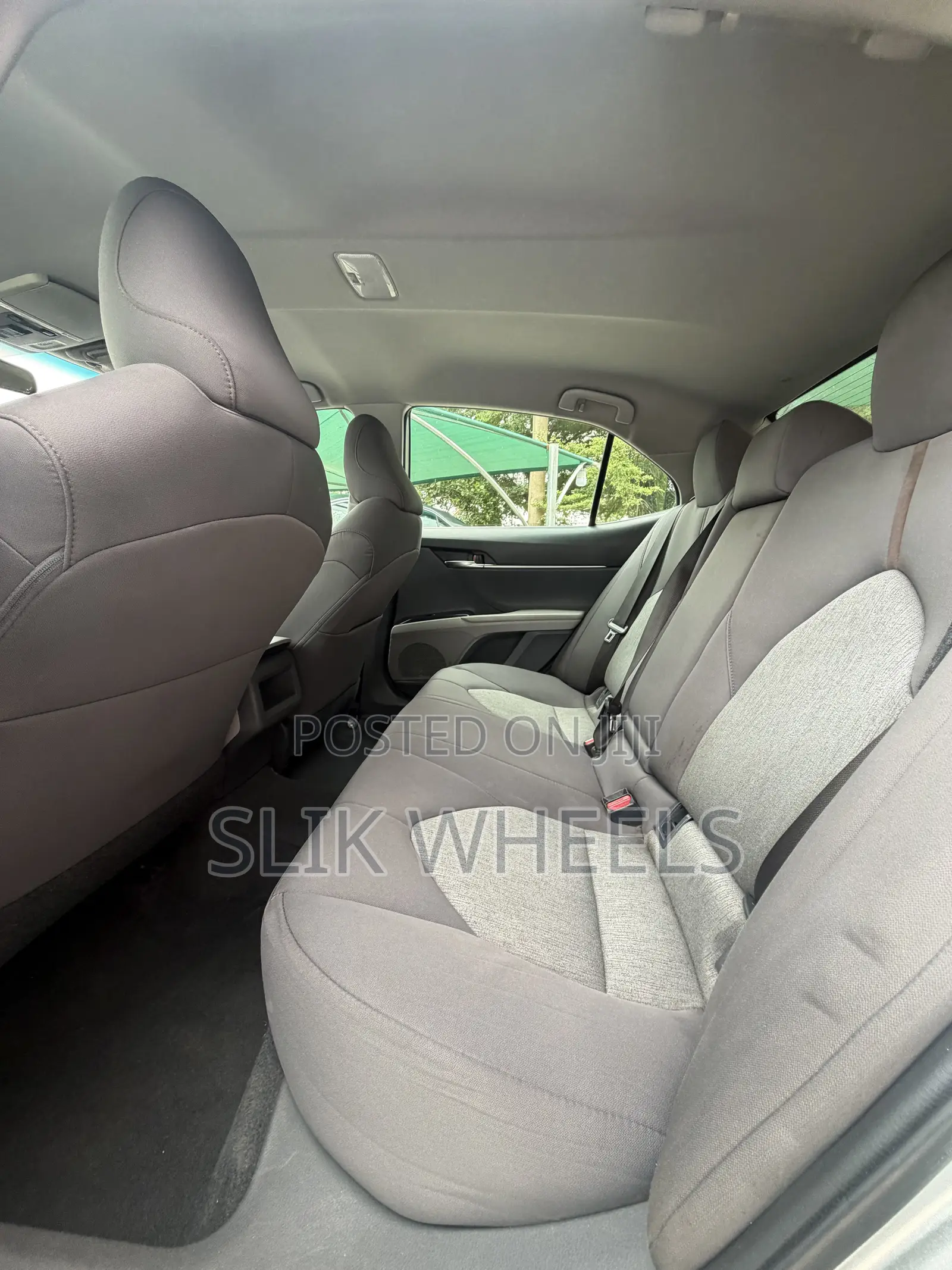 Toyota Camry 2020 Silver