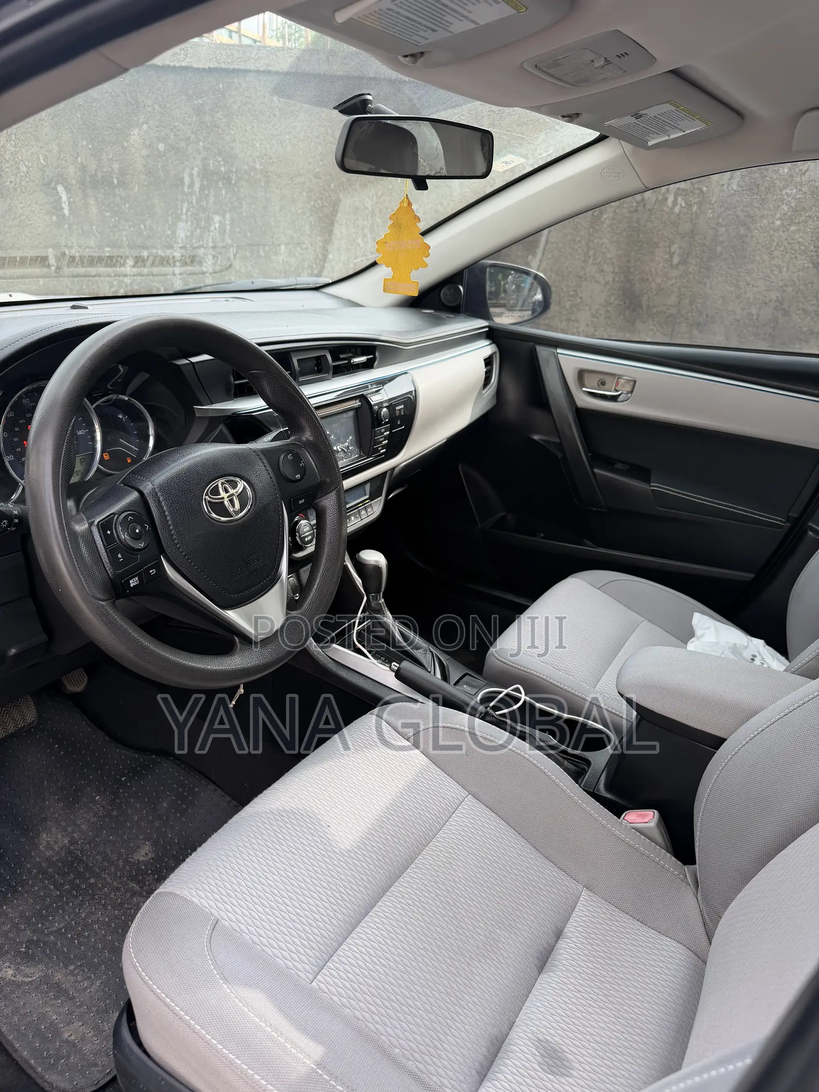 Toyota Corolla 2016 Gray