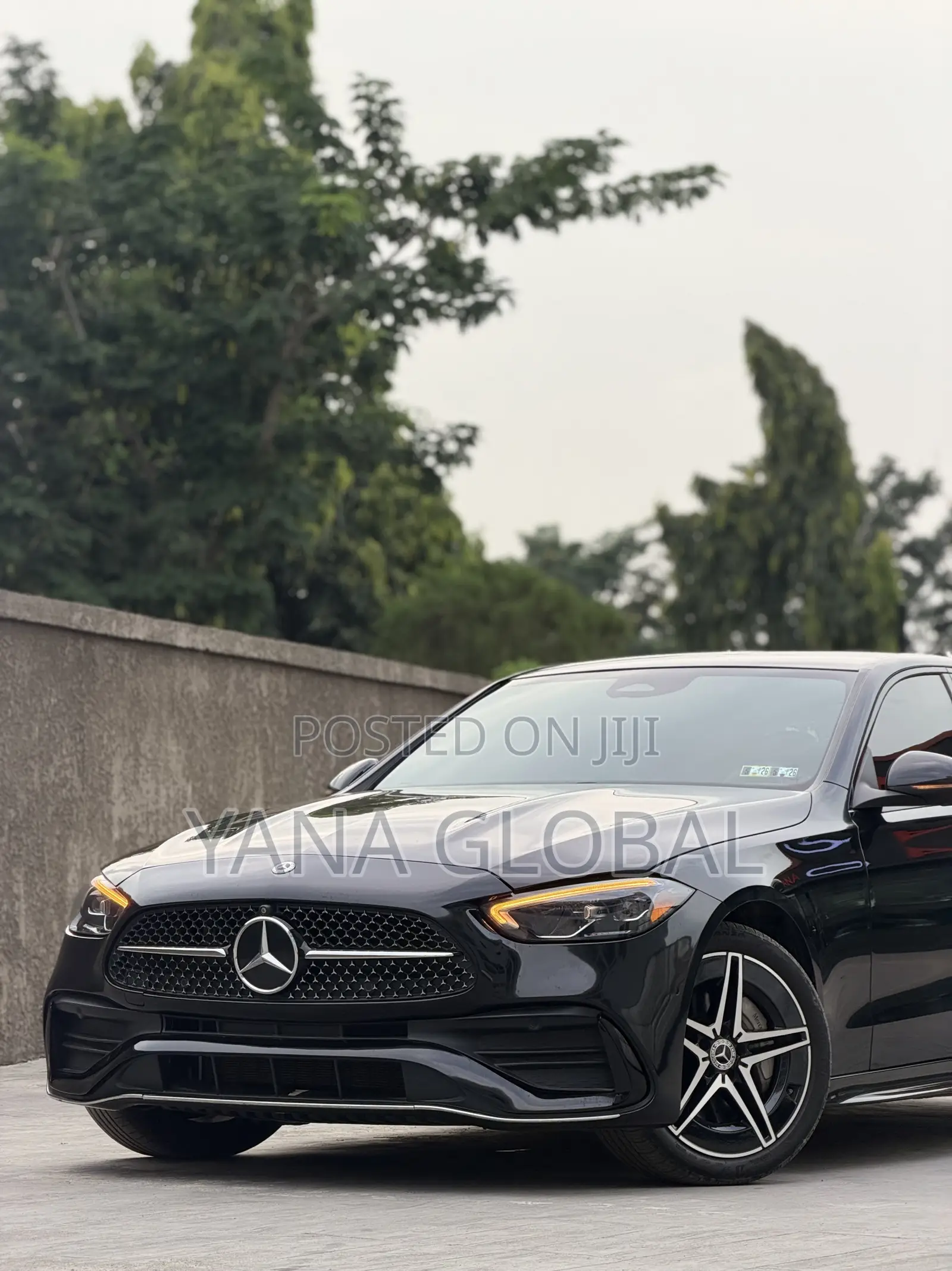 Mercedes-Benz C300 2024 Black