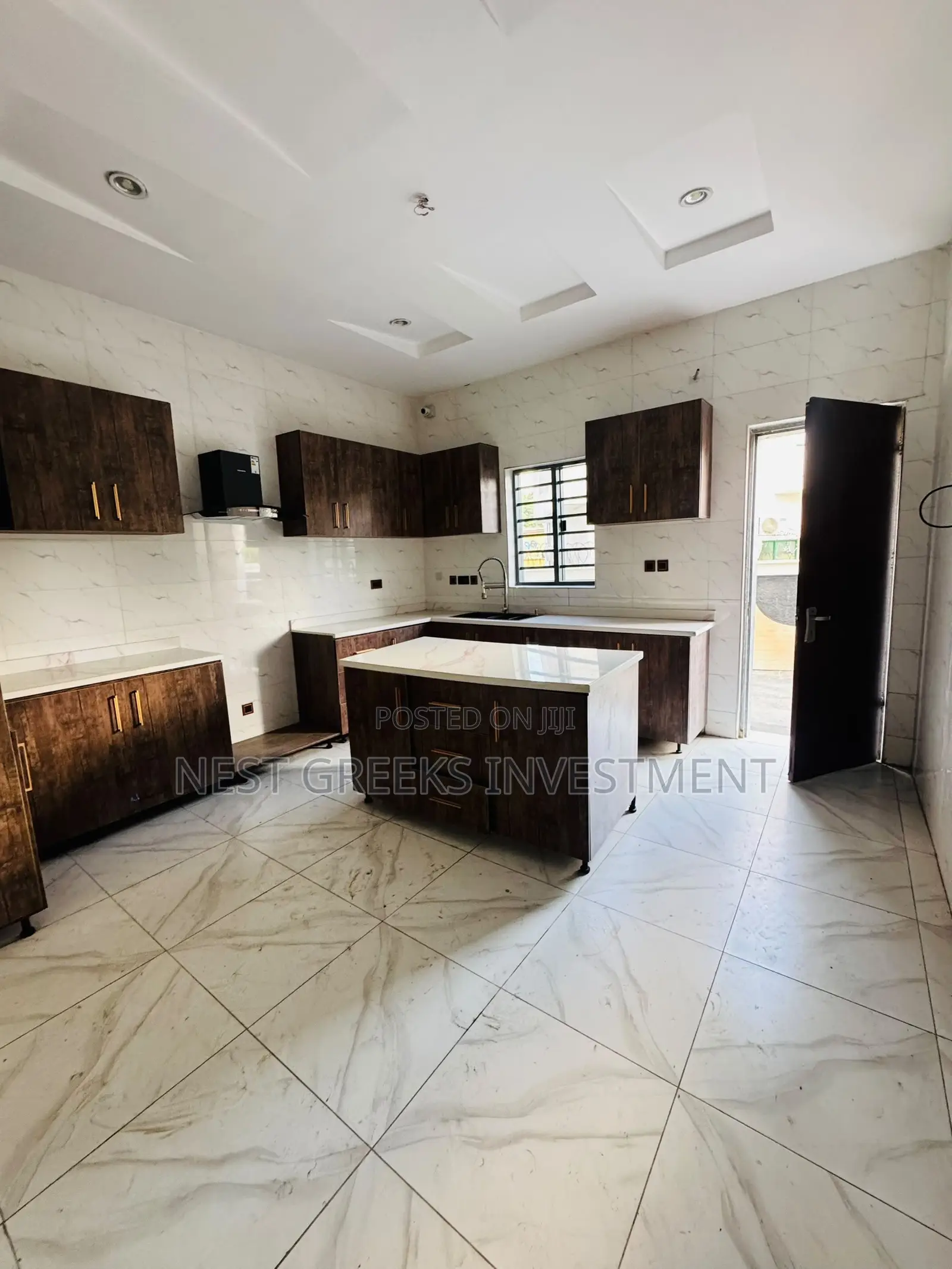 5bdrm Duplex in Ikeja GRA for rent