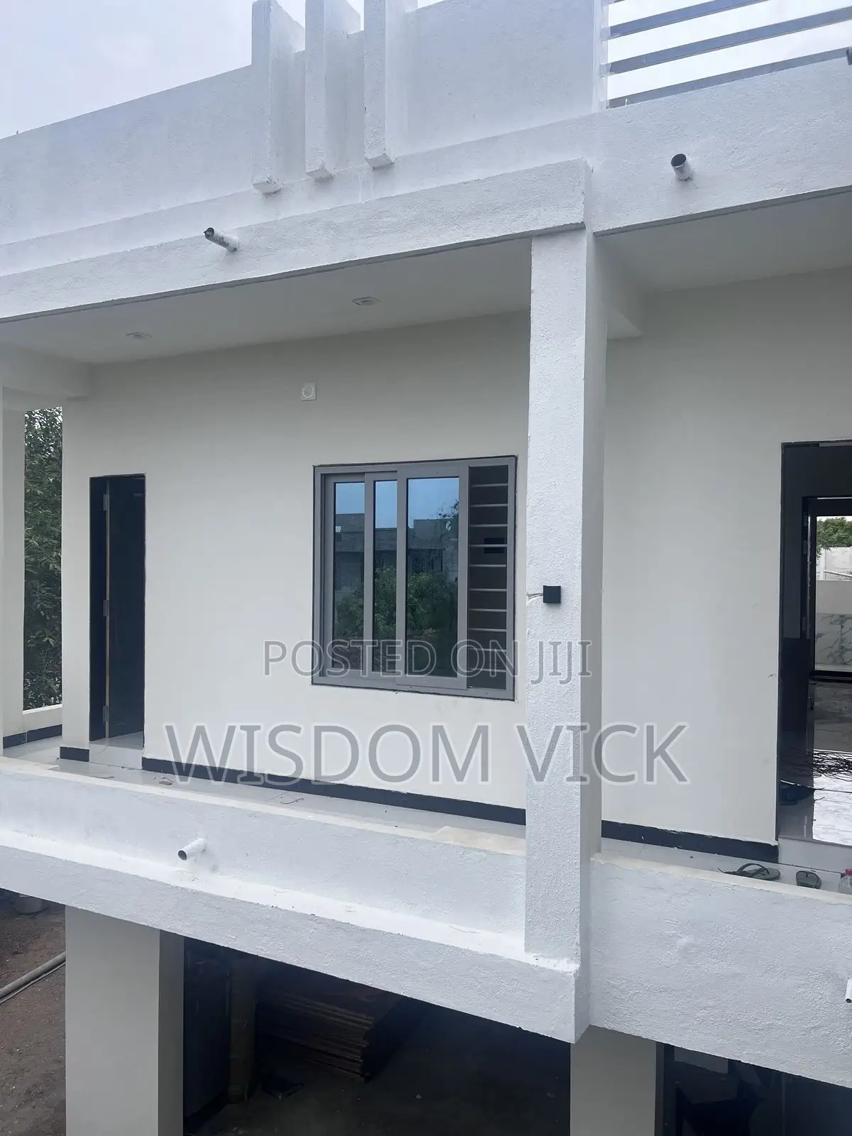 Are You Looking for a Professional Painter and Screeder in Abuja