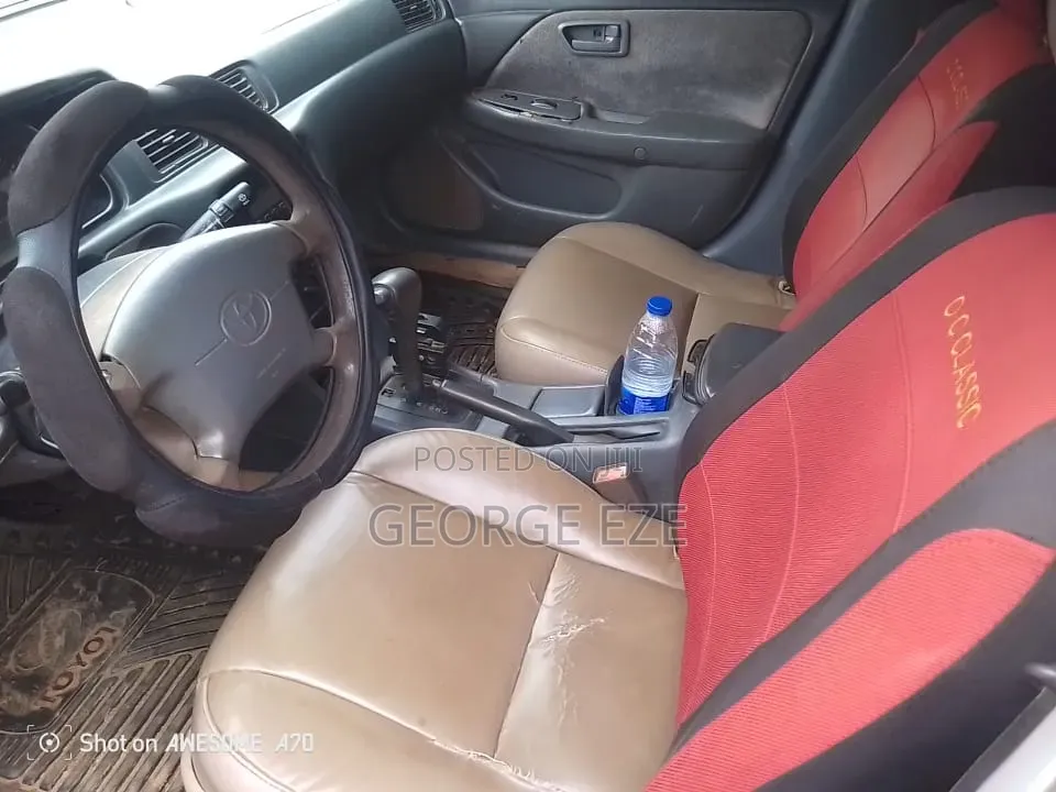 Toyota Camry 2001 Red