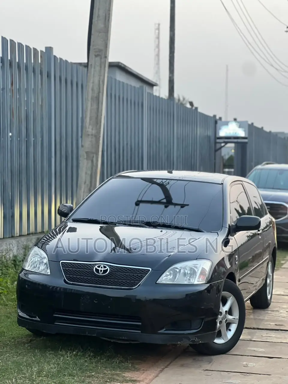 Toyota Corolla Liftback 2004 Black