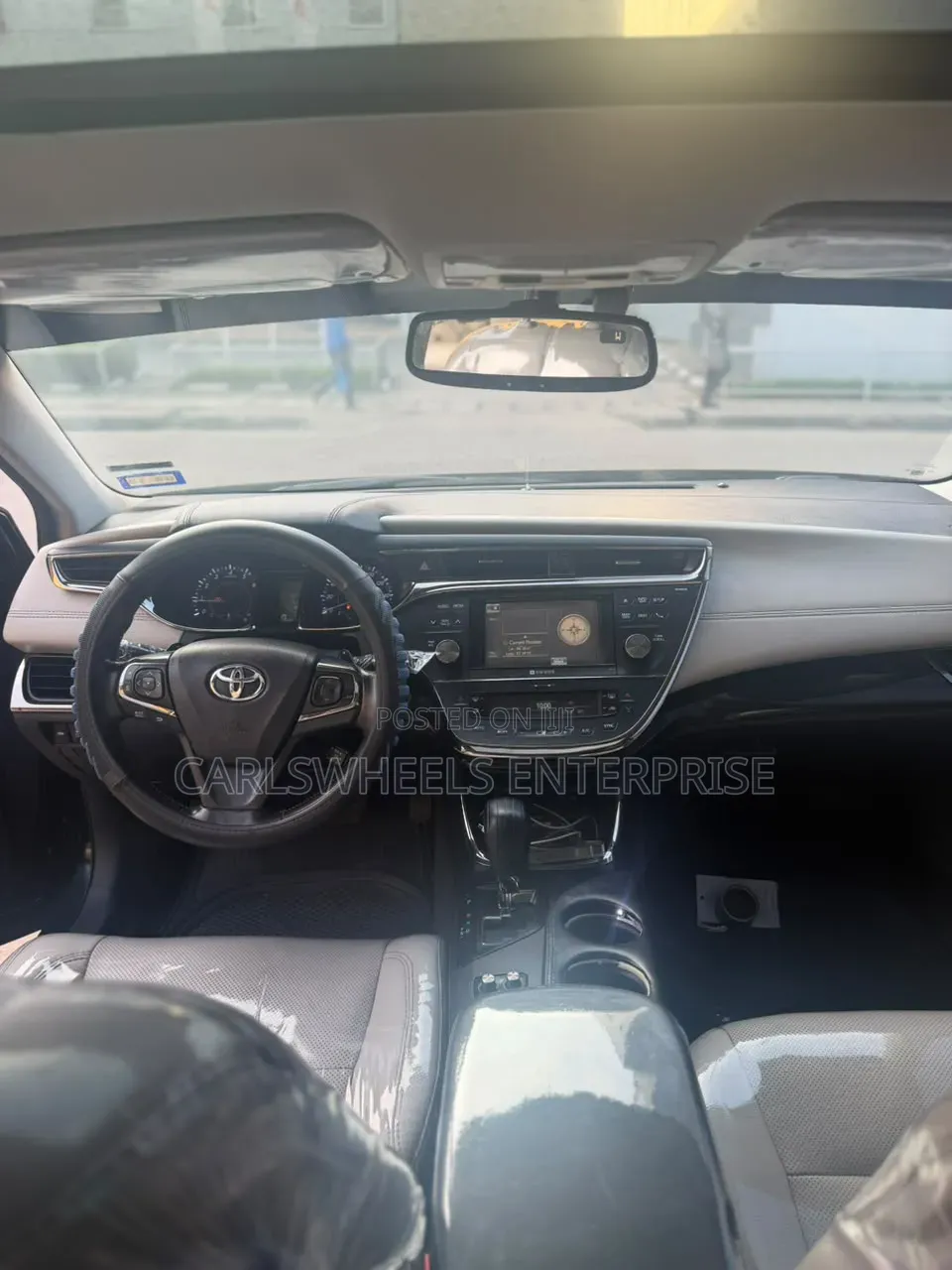 Toyota Avalon Limited 4dr Sedan (3.5L 6cyl 6A) 2014