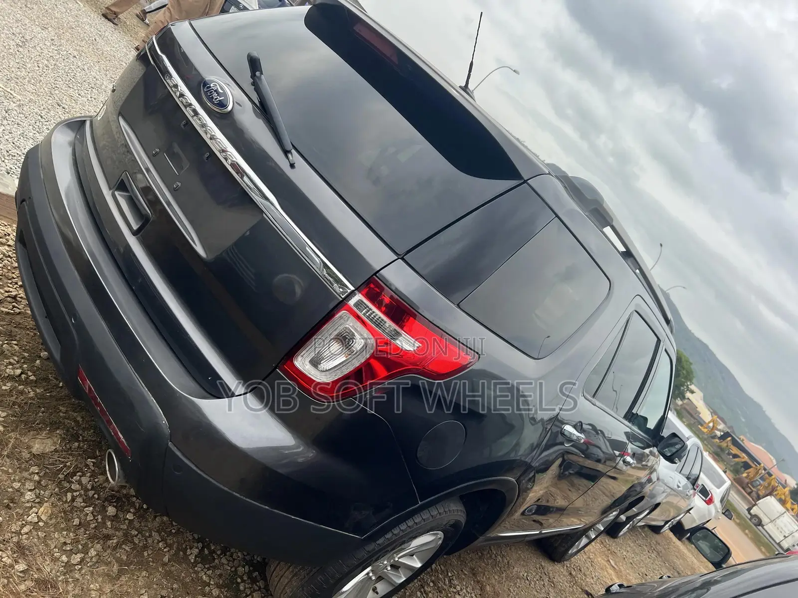 Ford Explorer XLT 4dr SUV (3.5L 6cyl 6A) 2015 Gray
