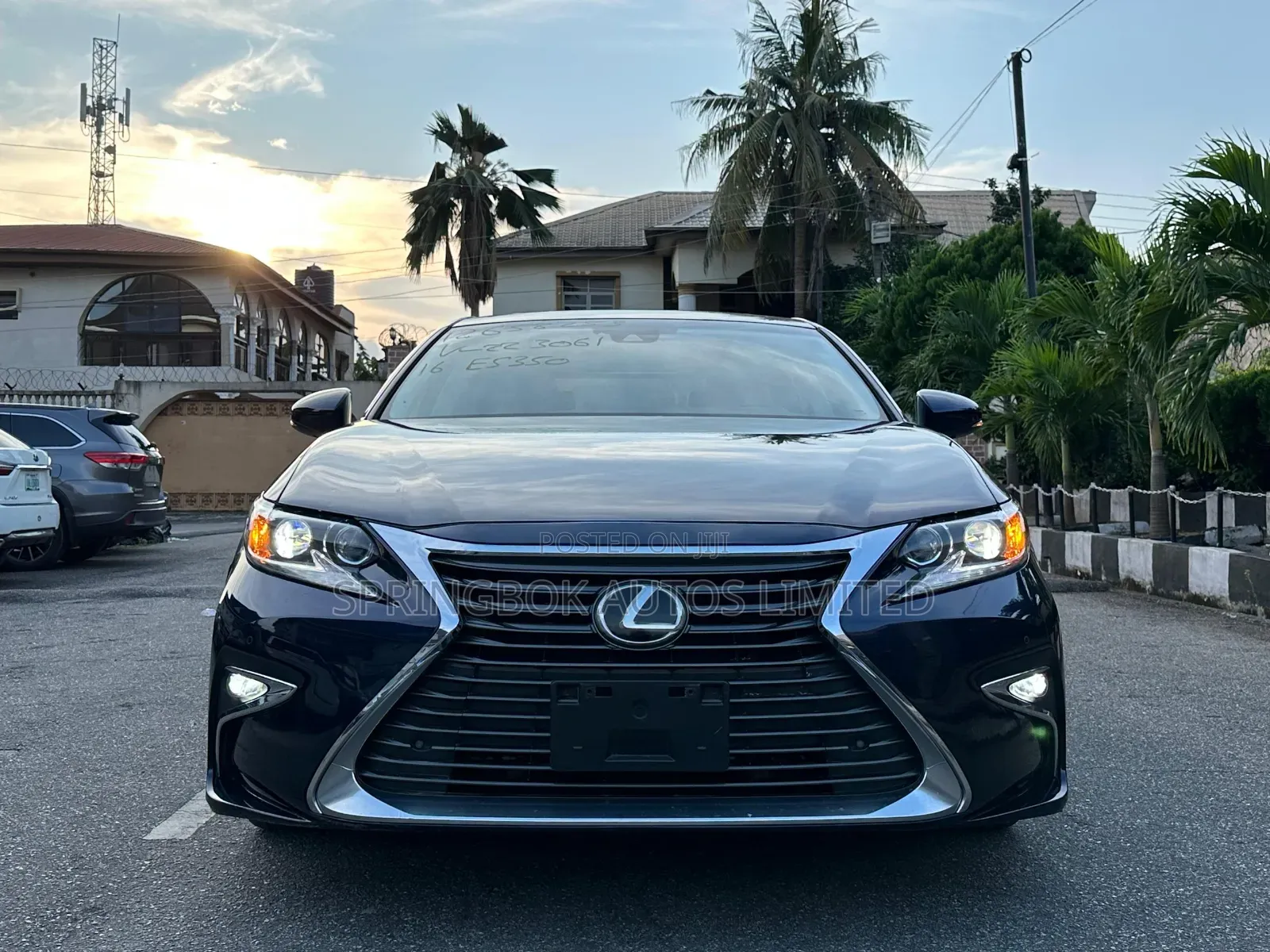 Lexus ES 2016 Blue